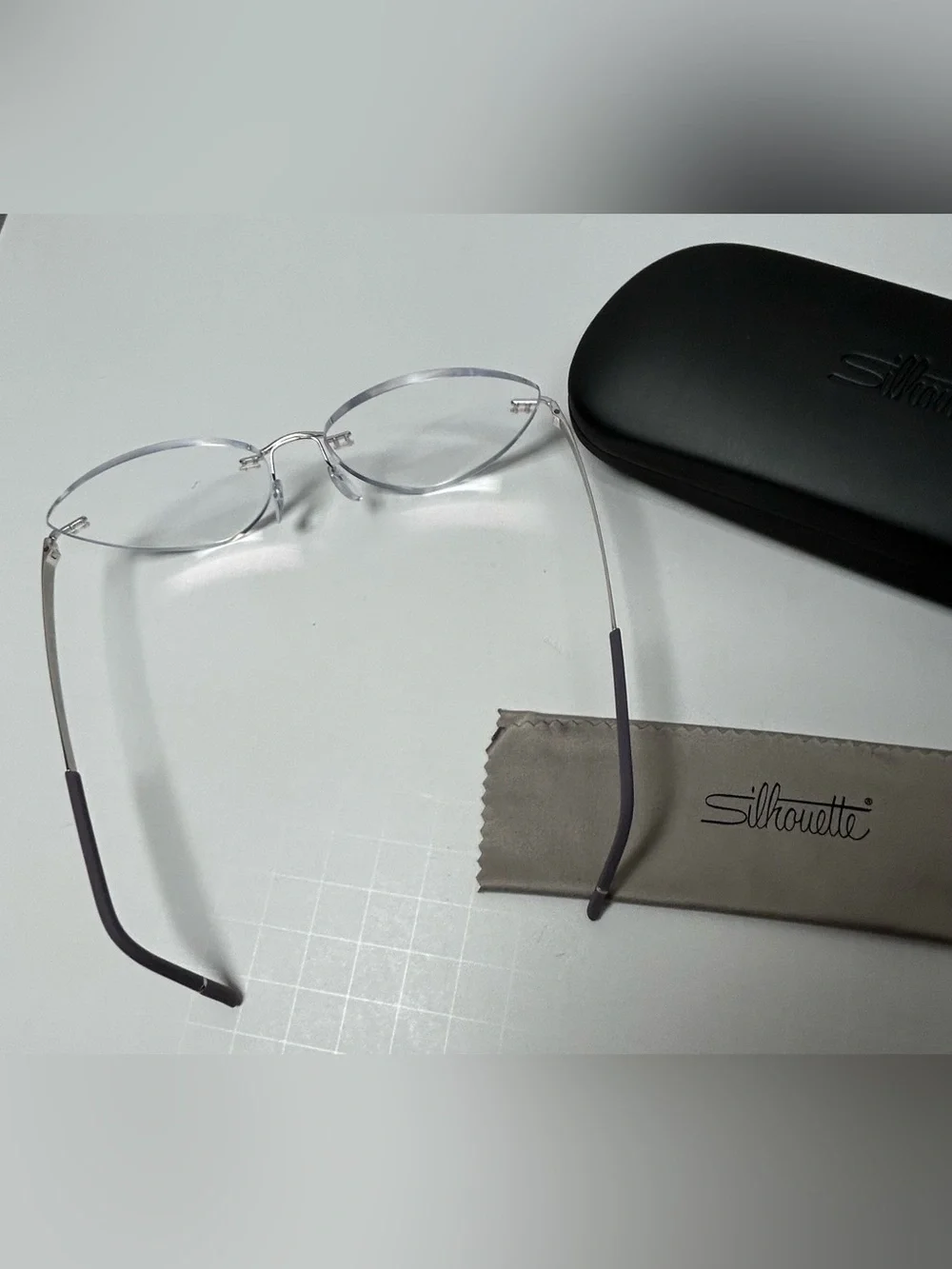 Silhouette Rimless Cat Eye Frames in Lavender and Silver 5529 70 4000 17-135
